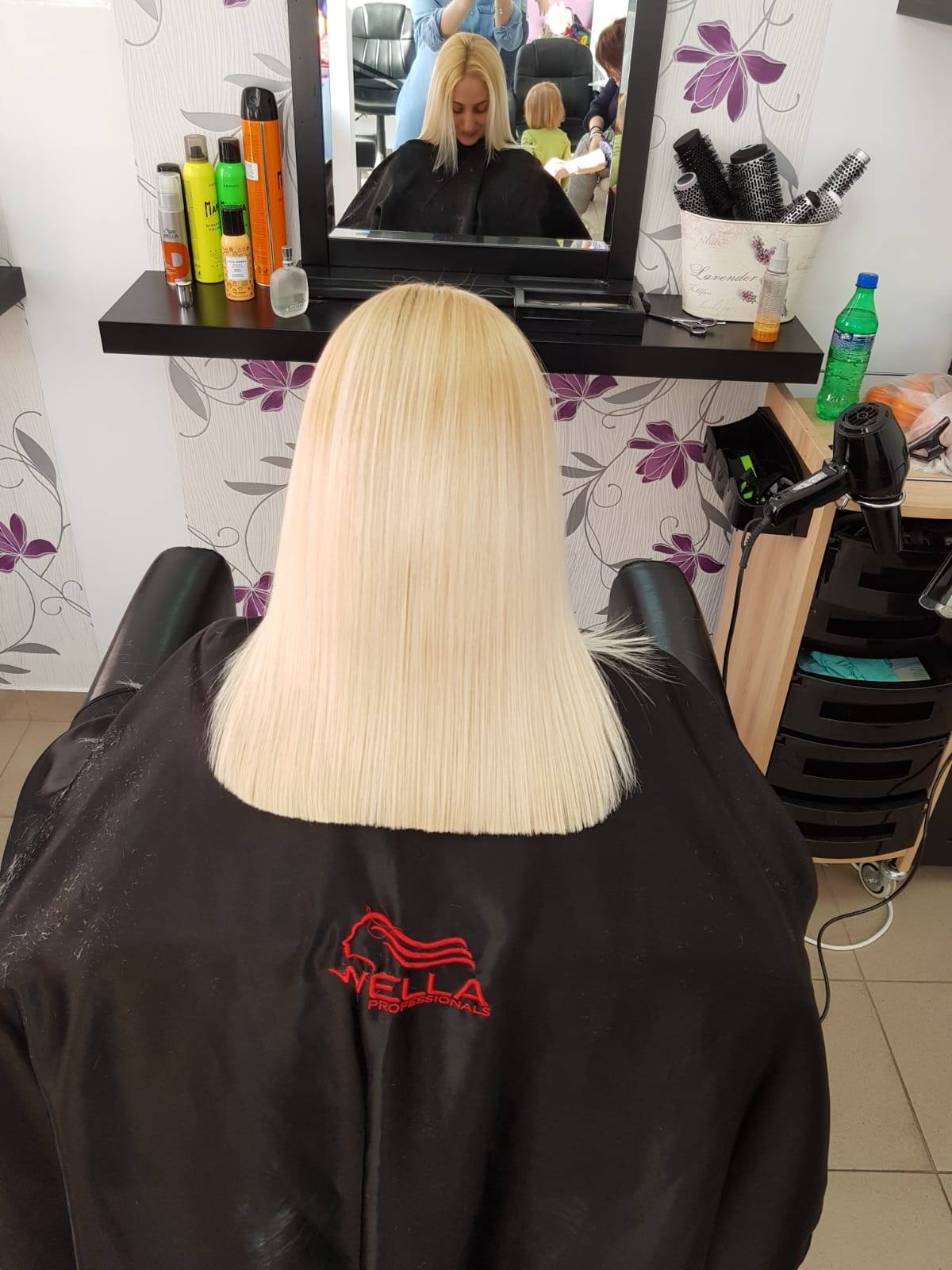 Coafor - Frizerie - Vopsit Decolorat, Balayage - Salon Yummy Mummy